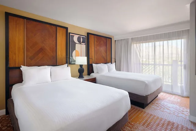 جناح كبير بسريرين كوين بإطلالة على الجبل بشرفة، Hilton Sedona Resort At Bell Rock 2/10