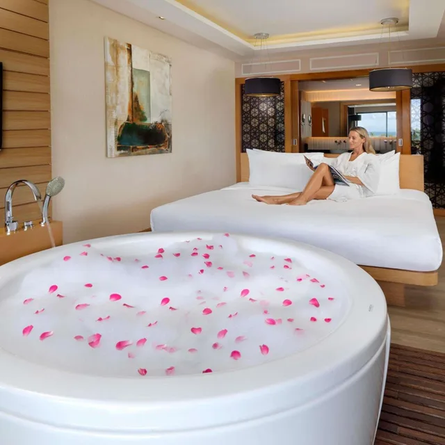 جناح عائلي بسرير كينج بإطلالة على البحر بشرفة، Novotel Phuket Kata Avista Resort And Spa 6/20