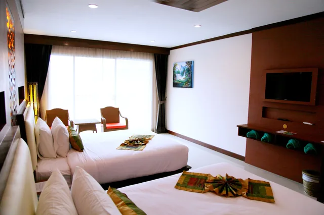 جناح عائلي بسريرين كوين بإطلالة على المسبح، Chivatara Resort And Bangtao Beach Resort Phuket 3/10