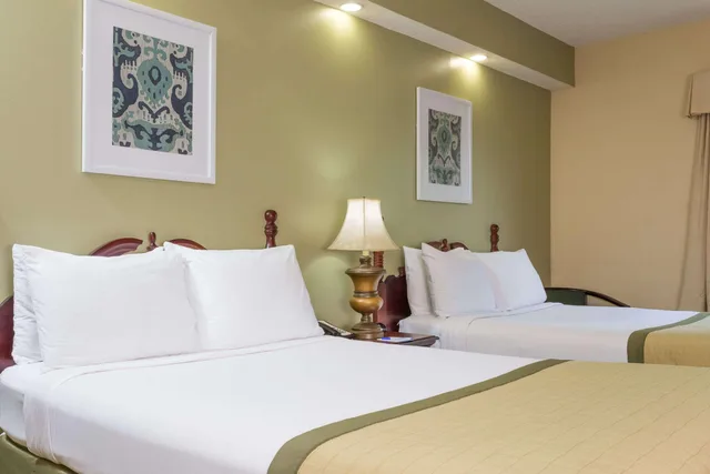 غرفة، Baymont By Wyndham Lakeland 1/1