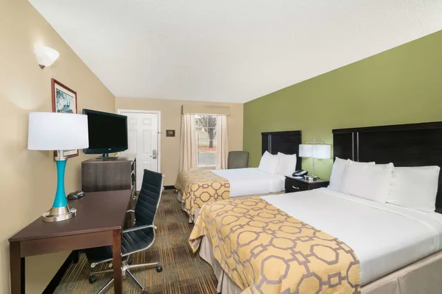 غرفة بسرير كينج، Baymont By Wyndham Prattville/Montgomery 3/7