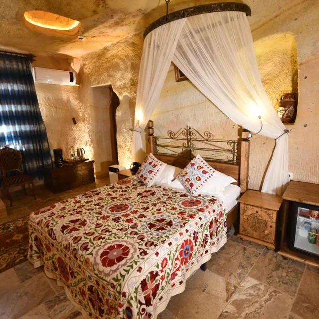 غرفة بسرير مزدوج بجاكوزي، Nostalji Cave Suit Hotel 6/10