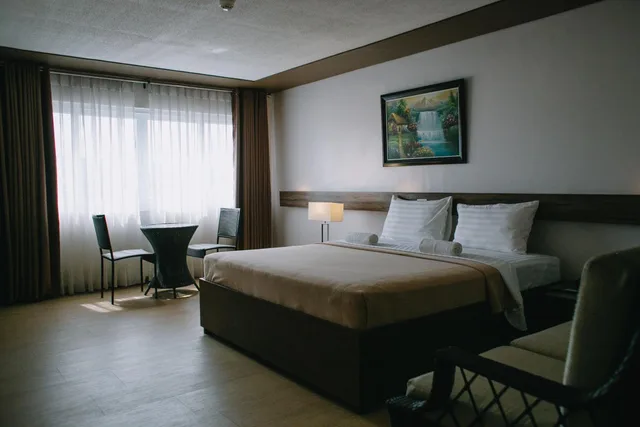 Suite, Single, Leope Hotel 1/2