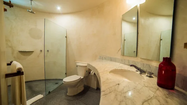 Maya, House, King Bed, Partial Ocean View, Hotel Poc Na 7/8
