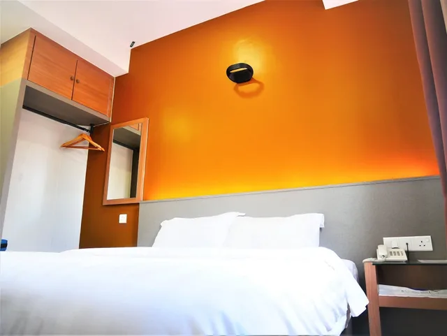 غرفة ديلوكس بسرير كينج، Pantai Regal Hotel 3/5
