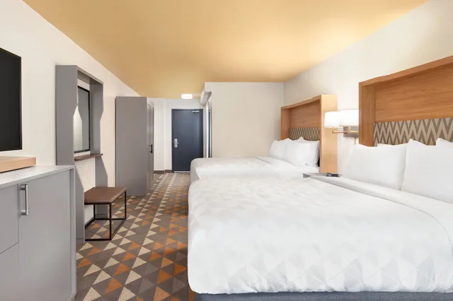 غرفة قياسية بسريرين مزدوجين، Holiday Inn Houston Intercontinental Airport 1/4