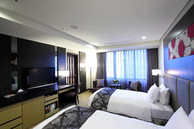 غرفة بسريرين منفصلين، Golden Tulip Zhong Xin Hotel Taichung 1/1