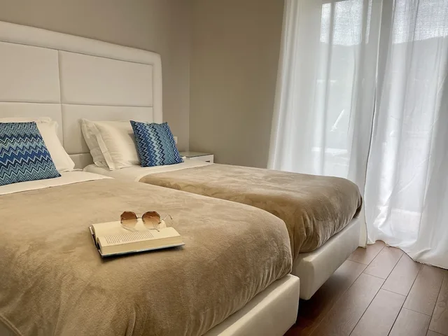 غرفة سوبيريور بسرير مزدوج أو سريرين منفصلين بإطلالة على المدينة بشرفة، Bougainvillea Relais 2/10