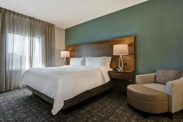 جناح بسرير كينج بغرفة نوم واحدة، Staybridge Suites Overland Park - Kansas City S 1/2