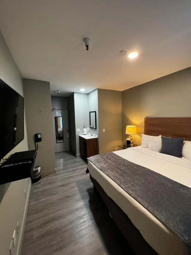 Superior, Queen Bed, Urban Boutique Hotel 1/10