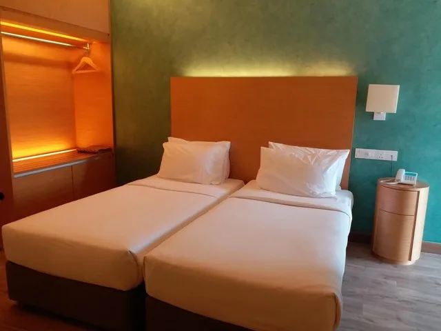 غرفة عائلية بسرير مزدوج وسرير فردي، Bella Vista Waterfront Langkawi 1/1