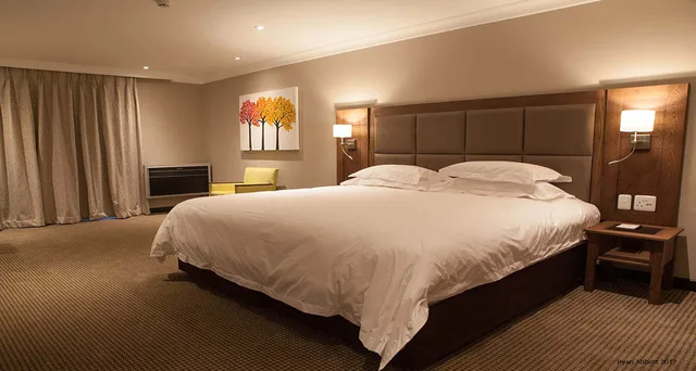 غرفة قياسية بسرير مزدوج، PREMIER RESORT SANI PASS 1/2