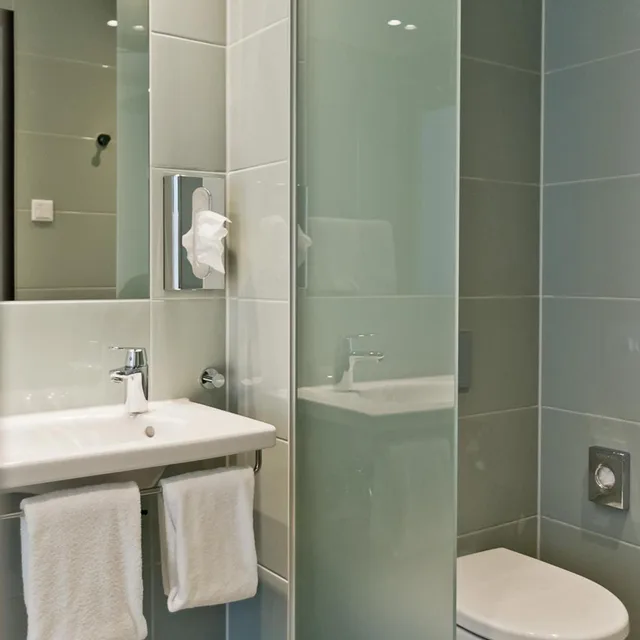 غرفة قياسية بسرير فردي، Super 8 by Wyndham Munich City North 9/10