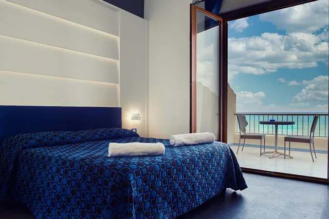 Deluxe, Triple, Sea View, Terrace, La Battigia 5/10