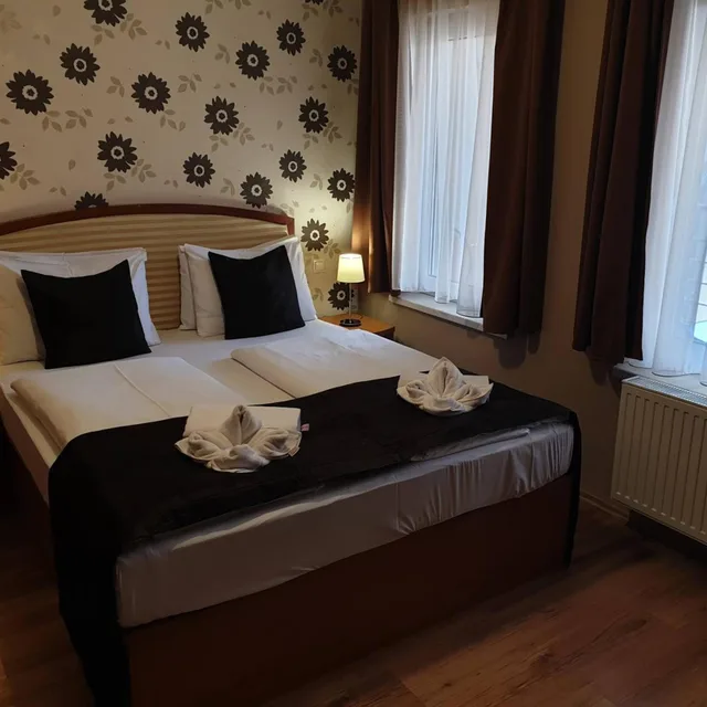 غرفة سوبيريور بسرير مزدوج، Six Inn Hotel Budapest 1/6