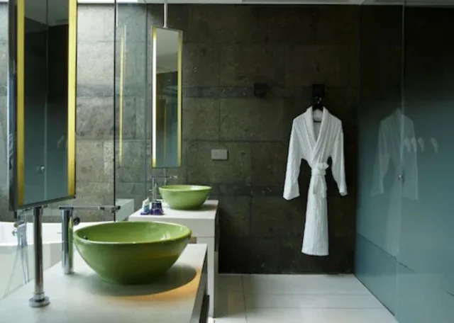 Guest Room, Premier, 2 Queen Beds, Resort View, Ocean View, Balcony، W Bali Seminyak 3/4