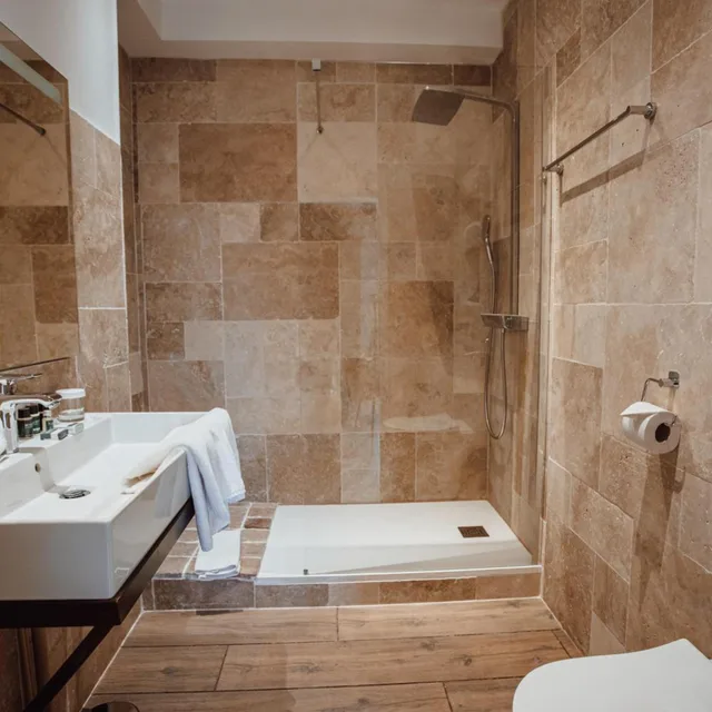 غرفة بسرير مزدوج بإطلالة على الحديقة، Le Manoir des Impressionnistes 7/9