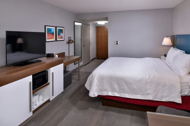 استوديو بسرير كينج لذوي الإعاقة، Hampton Inn Suites Carson City 1/3