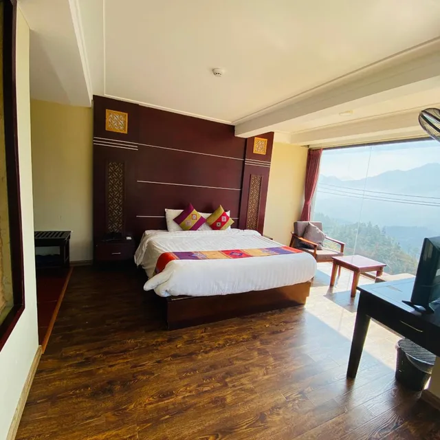 غرفة بسرير مزدوج بإطلالة على الجبل، Sapa Vista Hotel 7/10