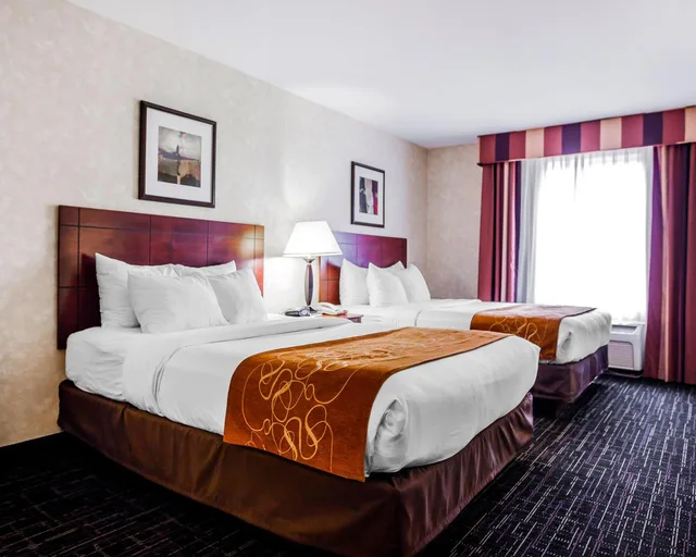 غرفة بسريرين كوين، Comfort Suites Independence Kansas City 3/6