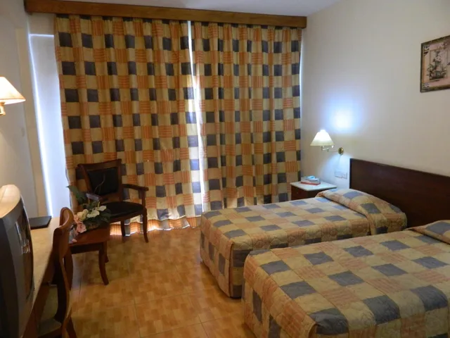 غرفة ثلاثية بسرير فردي، M. Moniatis Hotel 2/10