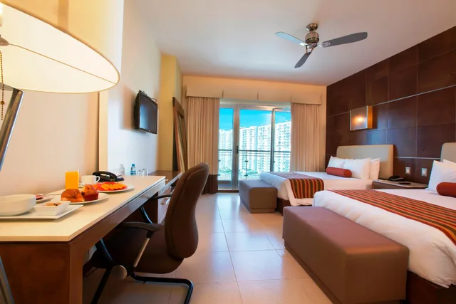 غرفة بسريرين، Krystal Urban Cancun 2/2