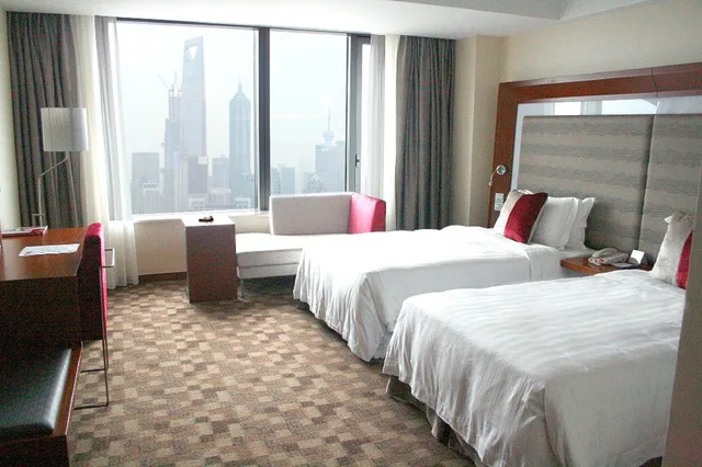 غرفة قياسية بسريرين منفصلين، Novotel Shanghai Atlantis 2/6