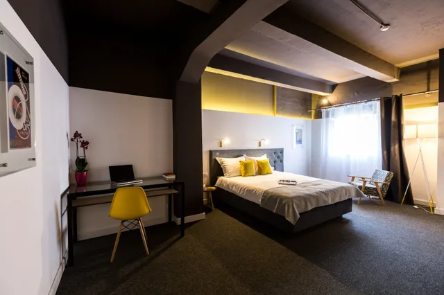غرفة قياسية بسرير كوين بإطلالة على المدينة، Hotel Bohemian Garni 8/10