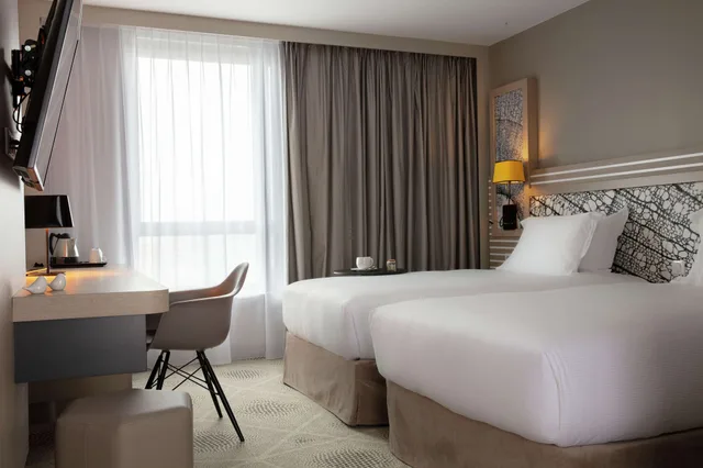 غرفة سوبيريور بسريرين منفصلين في طابق مرتفع، Hilton Garden Inn Massy 1/2