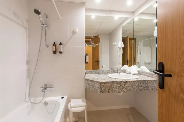 غرفة قياسية بشرفة مفردة بسرير فردي، Valentin Reina Paguera - Adults Only 6/6