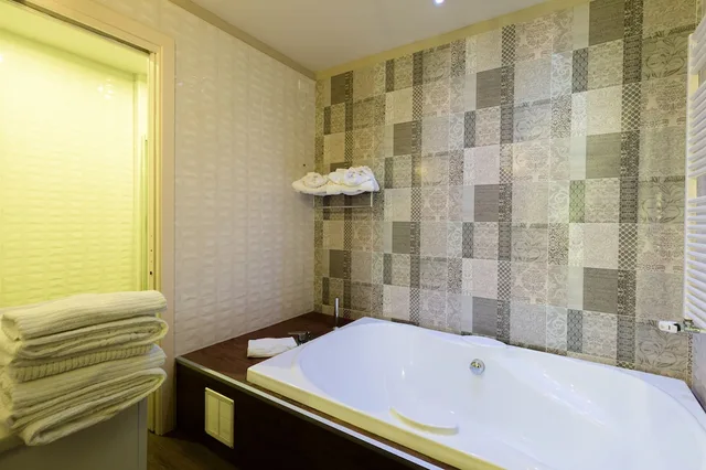 Deluxe, Suite, Queen Bed, Balcony, Hotel Serenella 10/10