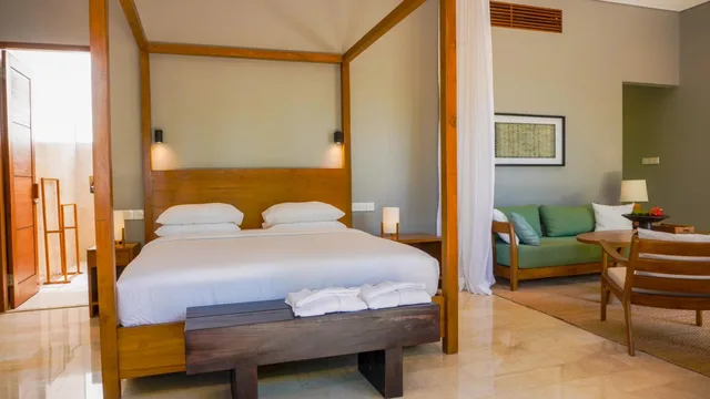Connecting, Suite, Double Bed, Sea View, Sanglung Villa 3/10