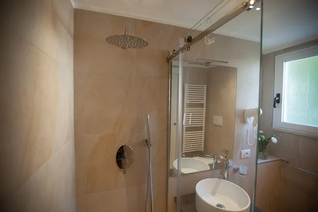غرفة ديلوكس بسرير مزدوج بشرفة، Hotel Maestri 8/10