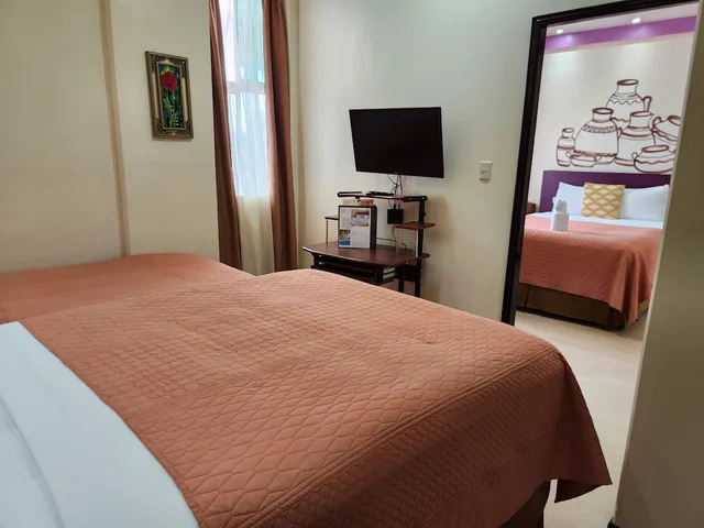 غرفة ثلاثية، Park Place Hotel 2/3