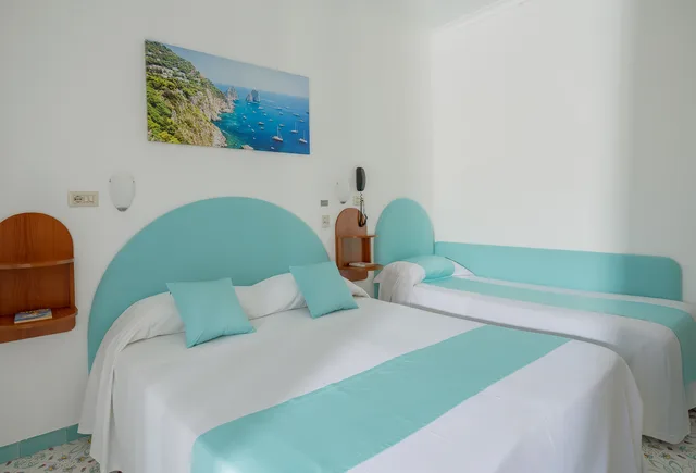 غرفة قياسية ثلاثية، Hotel Carmencita 4/10