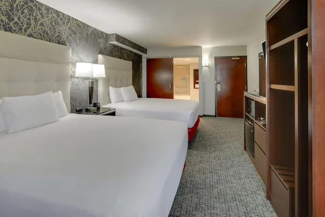 غرفة بسريرين كوين لذوي الإعاقة، Drury Inn Paducah 3/5