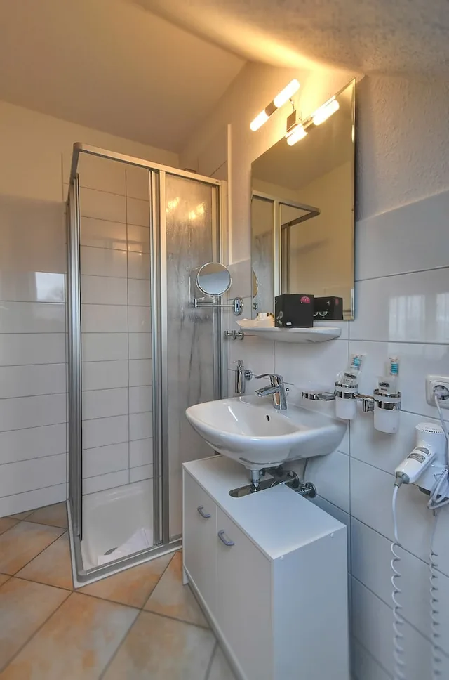 غرفة كومفورت بسرير مزدوج بمطبخ صغير، Hotel Sonneninsel Fehmarn 3/3