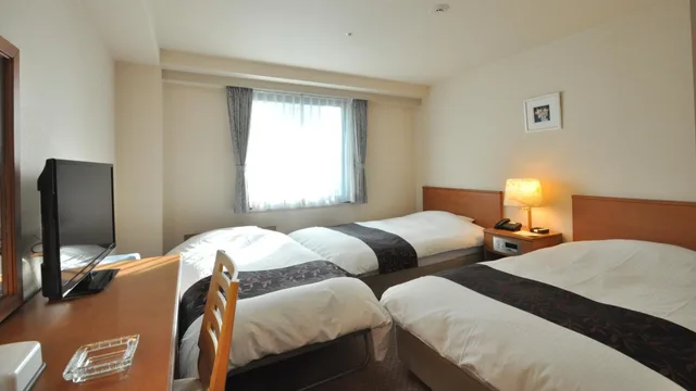غرفة قياسية ثلاثية بإطلالة على المدينة، Kobe City Gardens Hotel 1/1