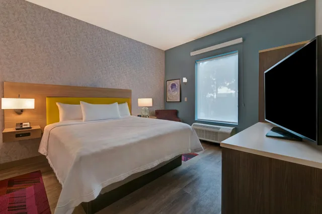 جناح بسرير كينج بغرفة نوم واحدة، Home2 Suites by Hilton West Palm Beach Airport 1/2