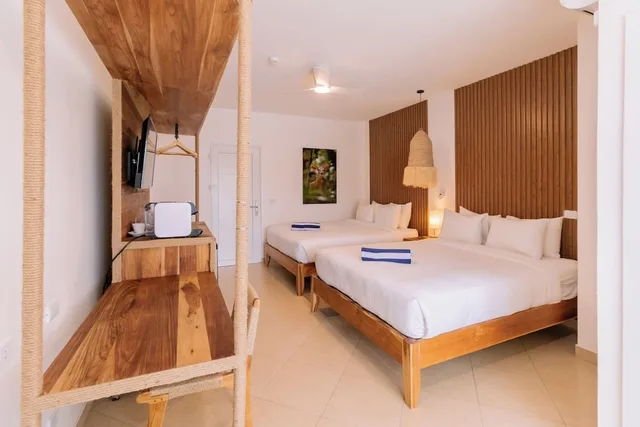 Deluxe, 2 Queen Beds, Partial Ocean View, Balcony, Hotel Santa Teresa 4/10