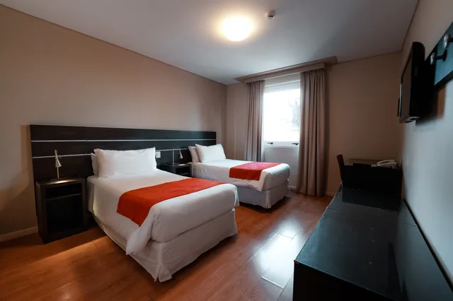 غرفة بسريرين منفصلين، MERIT SAN TELMO 1/6