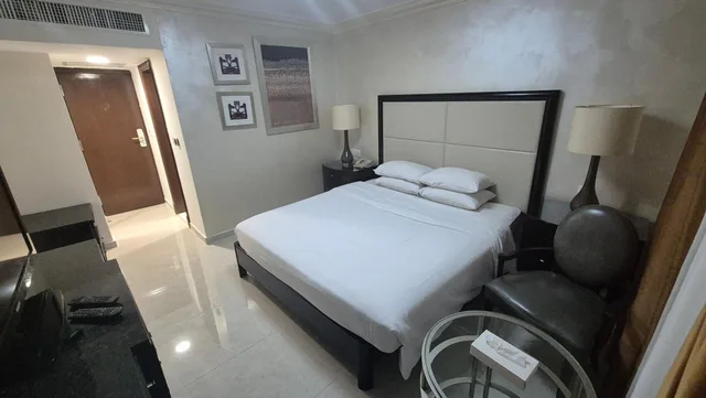 Standard, Single, LE VENDOME HOTEL 4/7