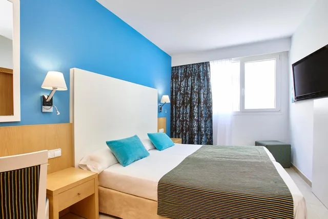 غرفة اقتصادية بسريرين منفصلين، Universal Hotel Marques 2/4