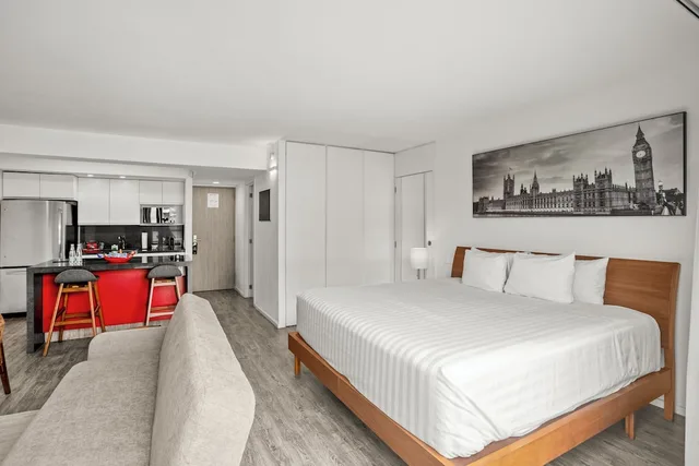 جناح ديلوكس بسرير كينج مع أريكة، Armonik Suites 4/10