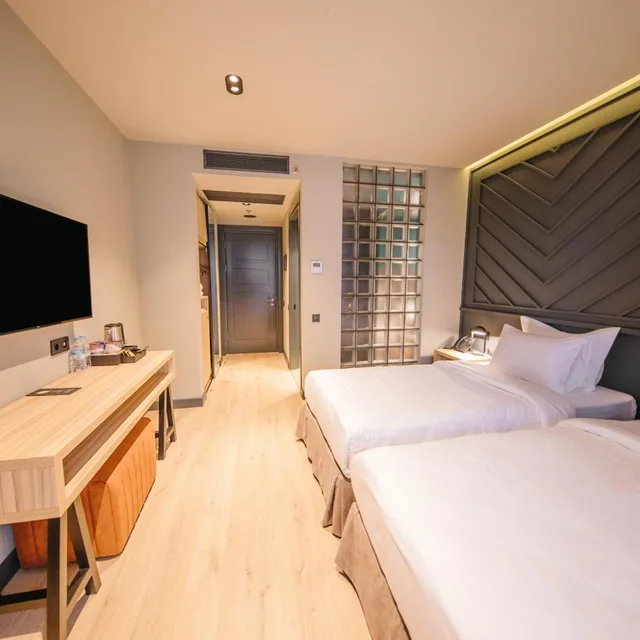 Room, Double or Twin Bed, Street View, Sandali Metekhi Boutique hotel 2/6