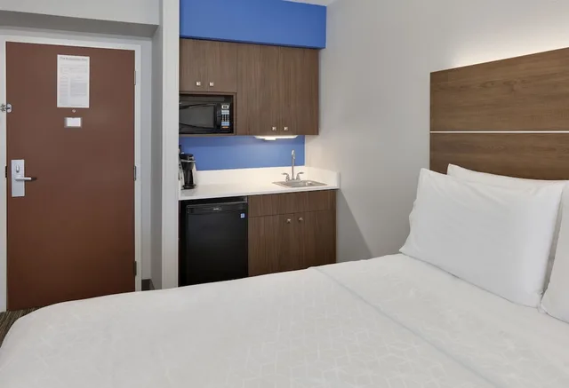 Suite, 2 Double Beds, Extra Floor Space، Holiday Inn Express Hotel And Suites Irving Conv Ctr Las Colinas 2/3