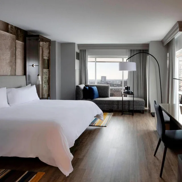 غرفة ديلوكس بسرير كينج، Marriott Louisville Downtown 5/10