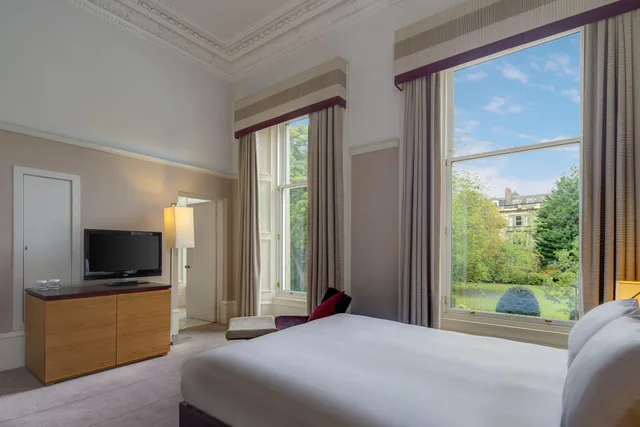 Room, Double Bed, The Hoxton Edinburgh 1/5