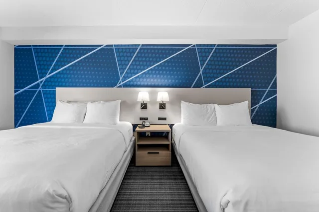 غرفة كومفورت بسريرين كوين، Comfort Inn Guelph 2/4