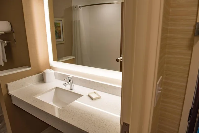 Room, Queen Bed, Fairfield Inn Suites Anderson 1/1
